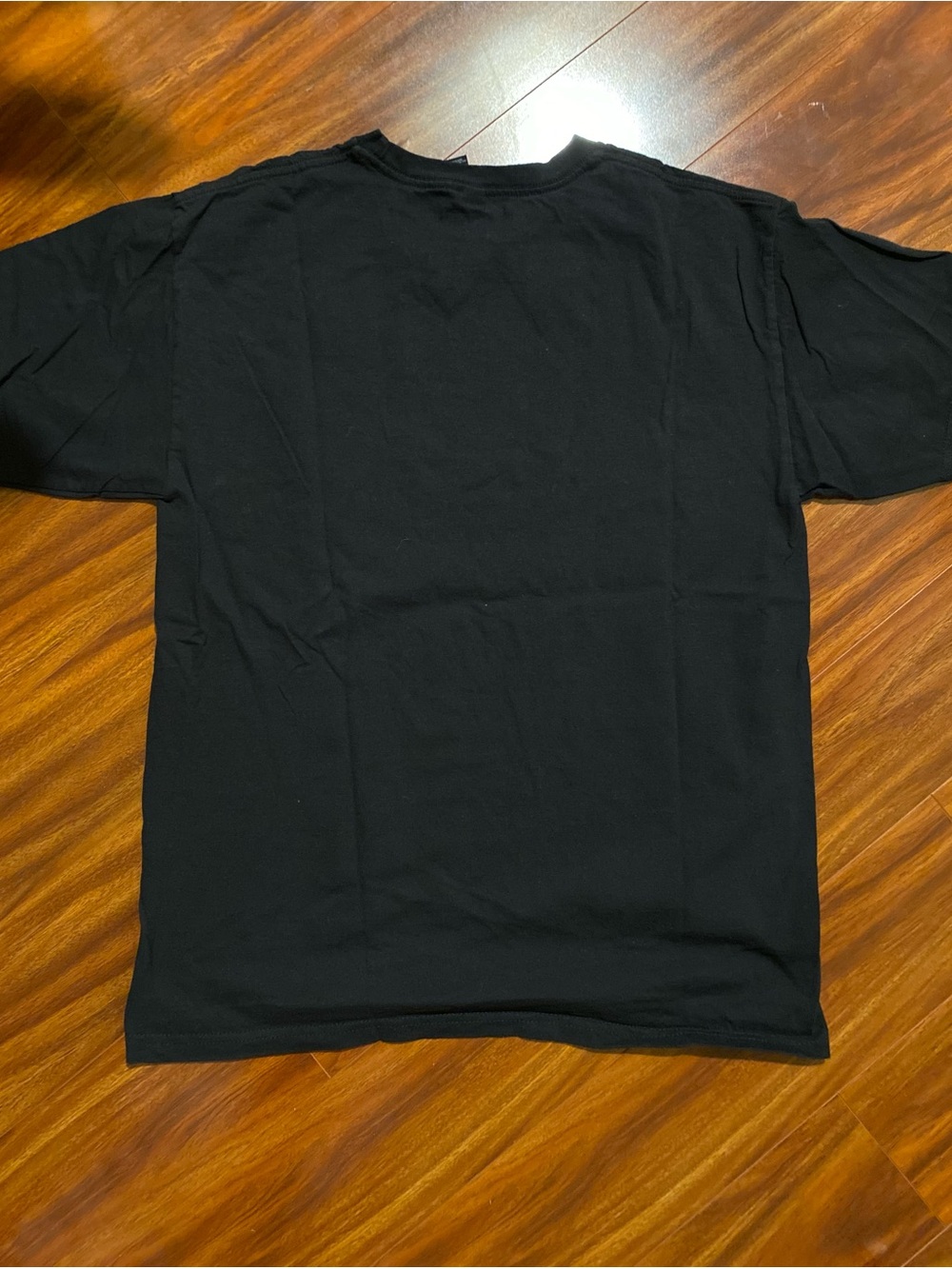 NIRVANA Black cotton Short-Sleeve Tee with Red and Gold Guitar Emblem Large - Picture 6 of 6